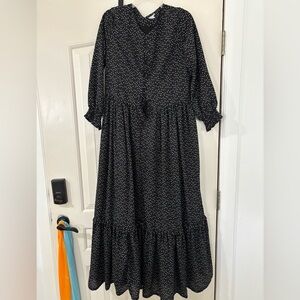 Dainty Jewells Black and White Dress